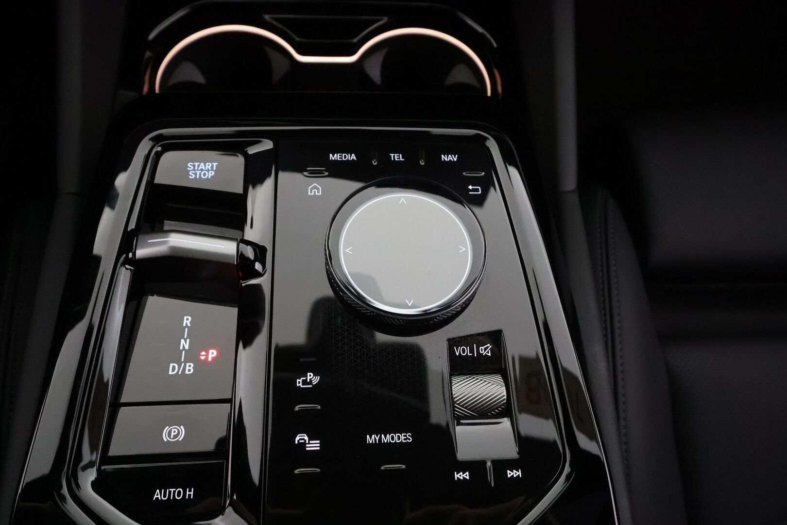 BMW I5 2024 G60 xDrive40 M Sport - Driving assistant prof. | Harman/Kardon | Koukku | Adapt.LED | P-kamera | Widescreen | Kahdet renkaat - KORKO VAIN 3,99 %