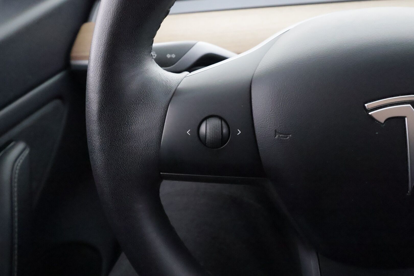 TESLA MODEL 3 2020 Performance - | ACC | LED | P.Kamera | Lasikatto | Muistipenkki | Premium Audio | Navi | Kaistavahti | Keyless | 