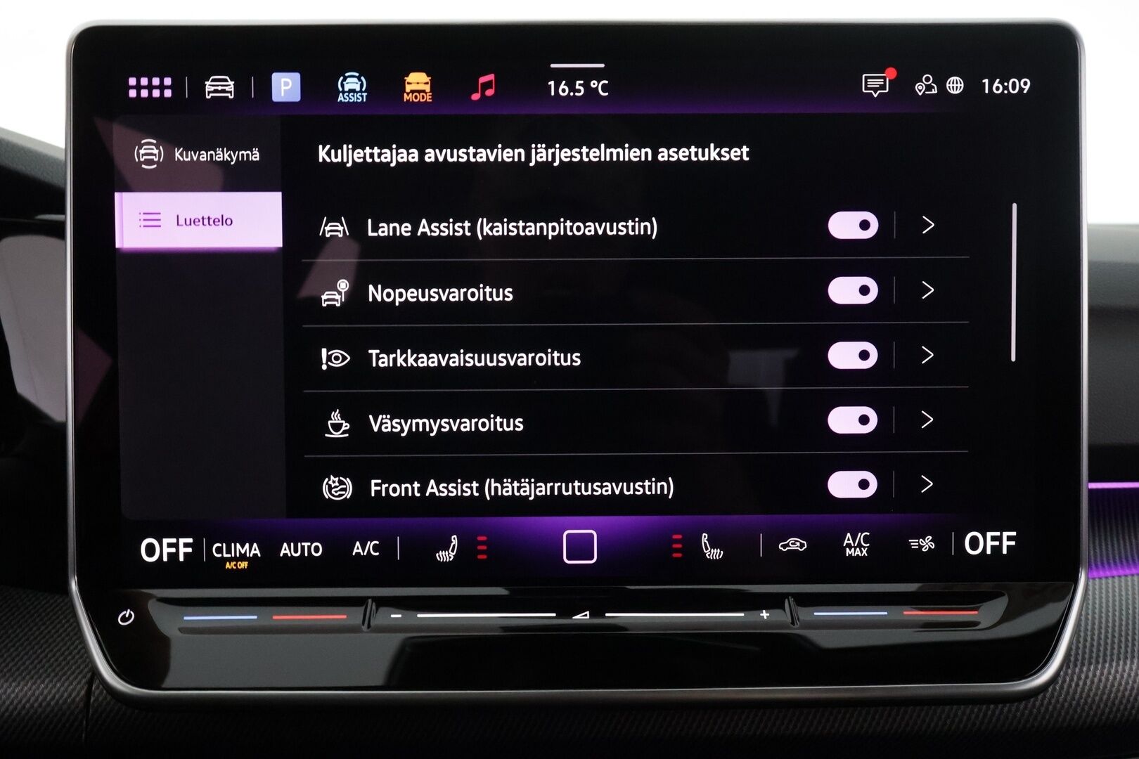 VOLKSWAGEN GOLF 2026 GTE 200 kW (PHEV) DSG-automaatti - | HUD | ACC | Matrix-LED | P.Kamera | Digimittaristo | Navi | Kaistavahti | Facelift | Kahdet renkaat | 2x Latauskaapelit |