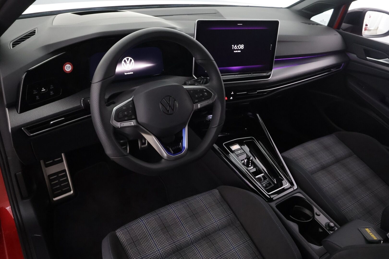 VOLKSWAGEN GOLF 2026 GTE 200 kW (PHEV) DSG-automaatti - | HUD | ACC | Matrix-LED | P.Kamera | Digimittaristo | Navi | Kaistavahti | Facelift | Kahdet renkaat | 2x Latauskaapelit |