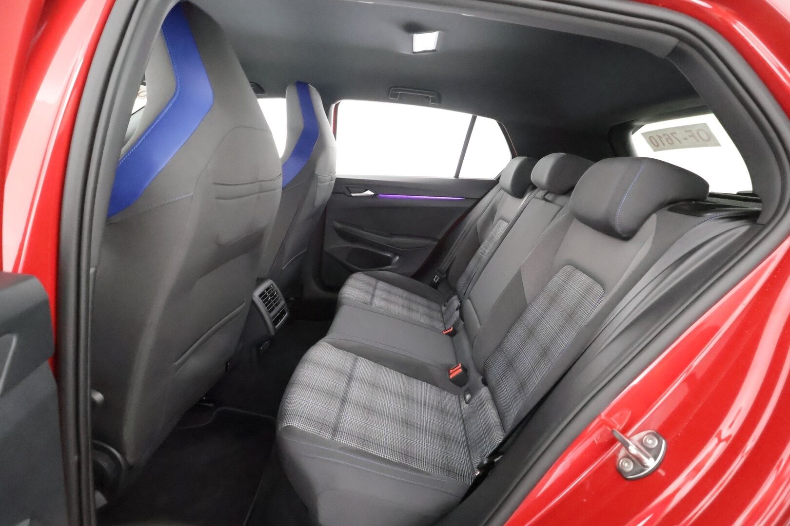 VOLKSWAGEN GOLF 2026 GTE 200 kW (PHEV) DSG-automaatti - | HUD | ACC | Matrix-LED | P.Kamera | Digimittaristo | Navi | Kaistavahti | Facelift | Kahdet renkaat | 2x Latauskaapelit |