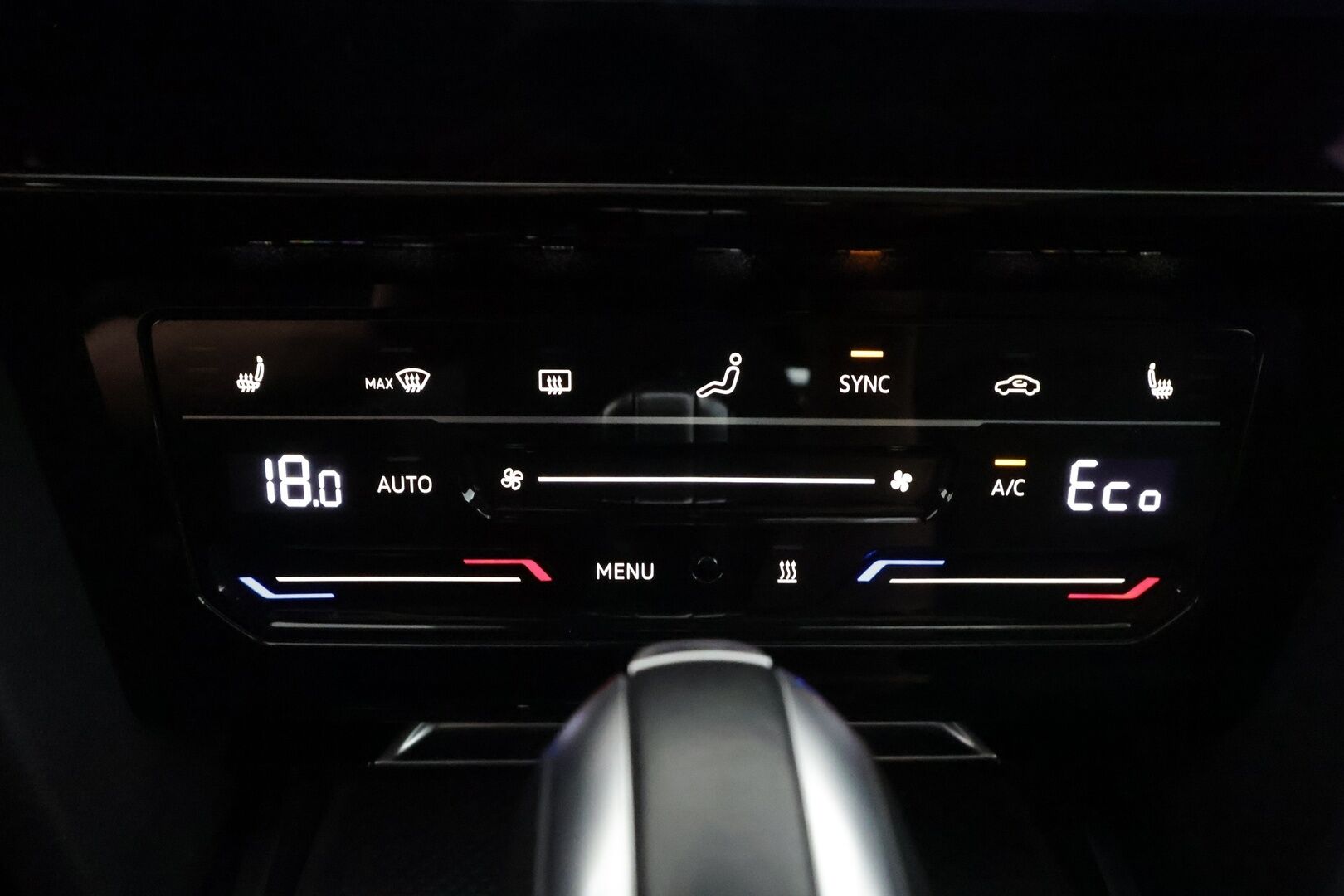 VOLKSWAGEN ARTEON 2022 R-Line 1.4 TSI Hybrid 160kW DSG - | ACC | Webasto | Lasikattoluukku | IQ Light | P.Kamera | Hierova Muistipenkki | Keyless | Apple&Android | Kahdet Renkaat |