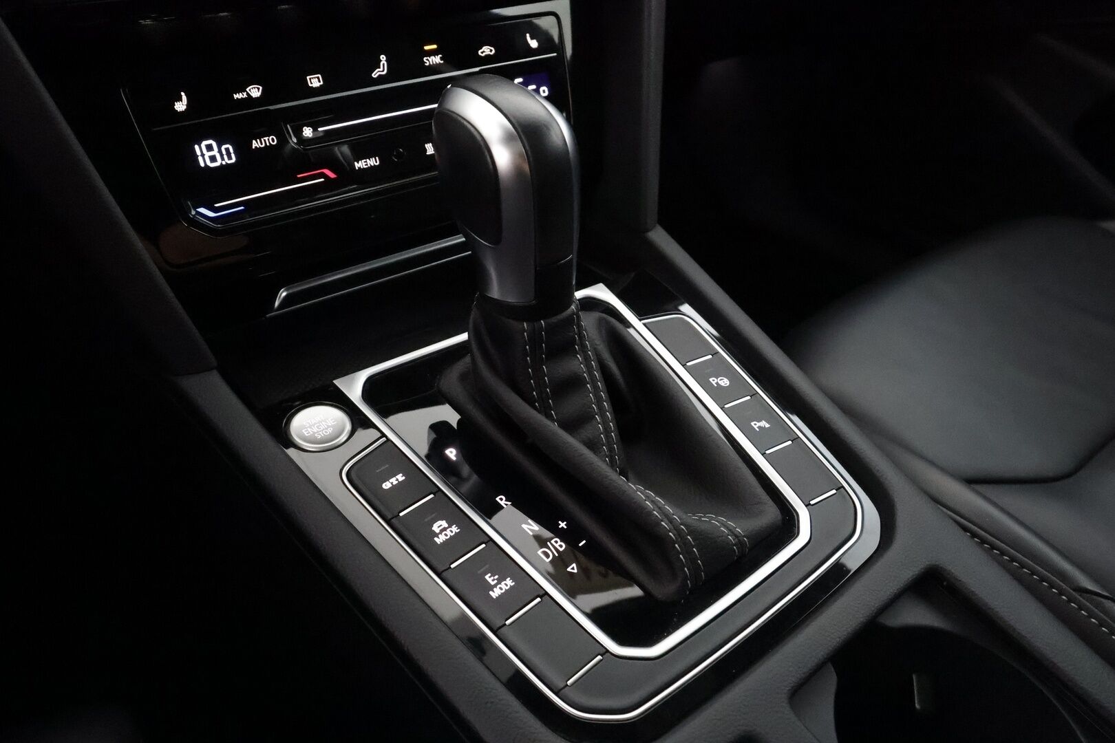VOLKSWAGEN ARTEON 2022 R-Line 1.4 TSI Hybrid 160kW DSG - | ACC | Webasto | Lasikattoluukku | IQ Light | P.Kamera | Hierova Muistipenkki | Keyless | Apple&Android | Kahdet Renkaat |