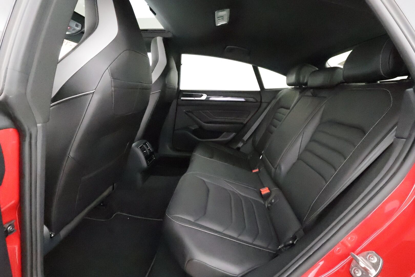 VOLKSWAGEN ARTEON 2022 R-Line 1.4 TSI Hybrid 160kW DSG - | ACC | Webasto | Lasikattoluukku | IQ Light | P.Kamera | Hierova Muistipenkki | Keyless | Apple&Android | Kahdet Renkaat |