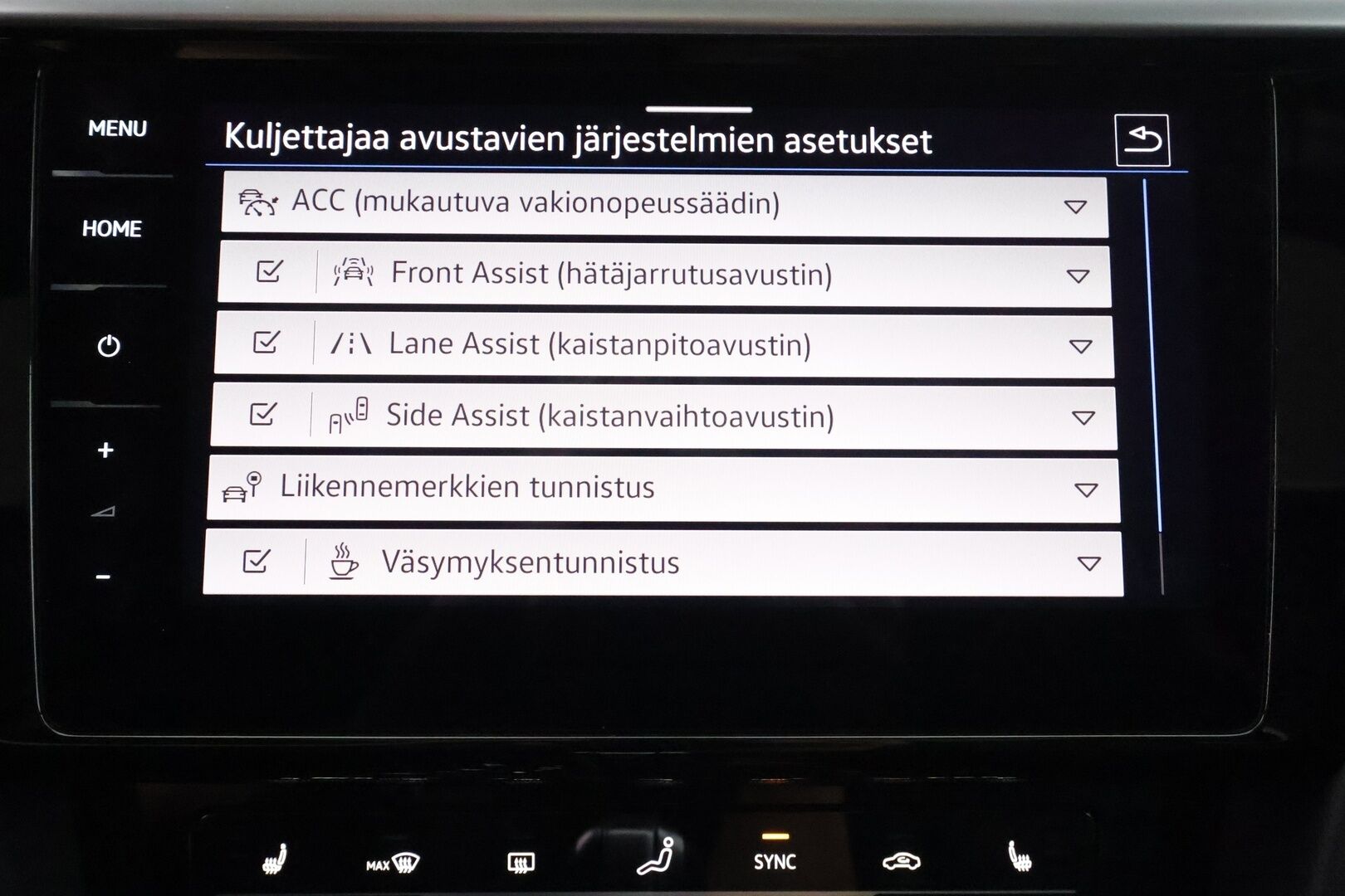 VOLKSWAGEN ARTEON 2022 R-Line 1.4 TSI Hybrid 160kW DSG - | ACC | Webasto | Lasikattoluukku | IQ Light | P.Kamera | Hierova Muistipenkki | Keyless | Apple&Android | Kahdet Renkaat |