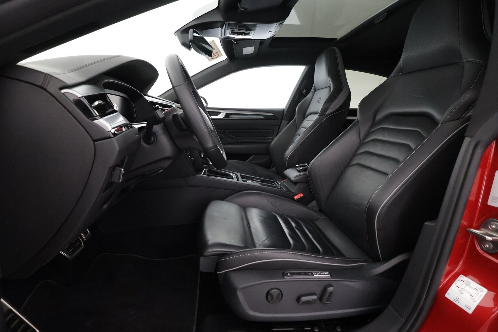 VOLKSWAGEN ARTEON 2022 R-Line 1.4 TSI Hybrid 160kW DSG - | ACC | Webasto | Lasikattoluukku | IQ Light | P.Kamera | Hierova Muistipenkki | Keyless | Apple&Android | Kahdet Renkaat |