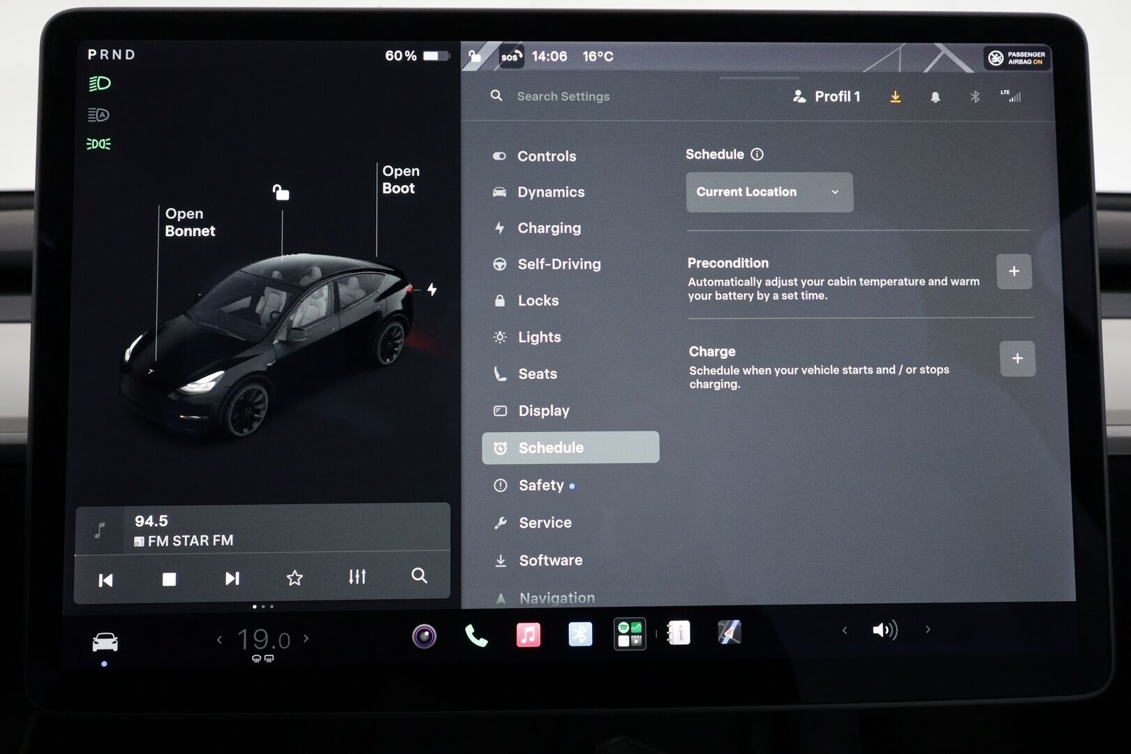 TESLA MODEL Y 2021 Long Range - | ILP | Koukku | Lasikatto | ACC | Matrix-LED | P.Kamera | Muistipenkki | Premium Audio | Navi | Kaistavahti | Keyless | 2x Latauskaapelit | Kahdet renkaat |