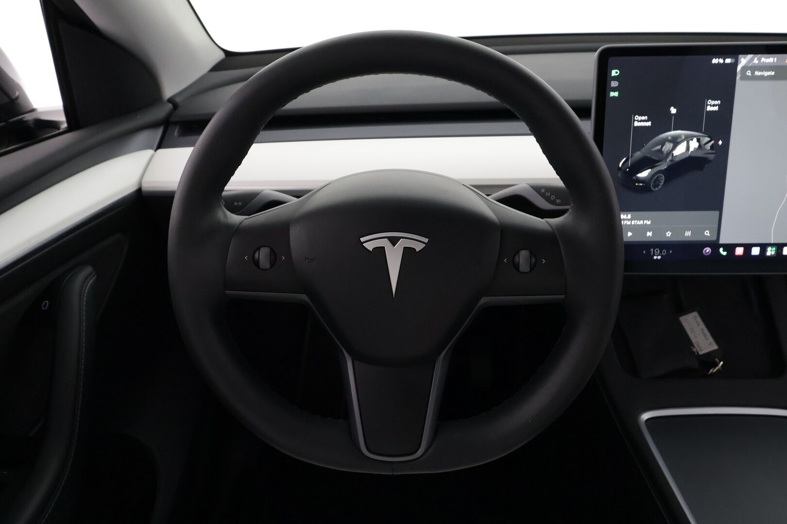 TESLA MODEL Y 2021 Long Range - | ILP | Koukku | Lasikatto | ACC | Matrix-LED | P.Kamera | Muistipenkki | Premium Audio | Navi | Kaistavahti | Keyless | 2x Latauskaapelit | Kahdet renkaat |