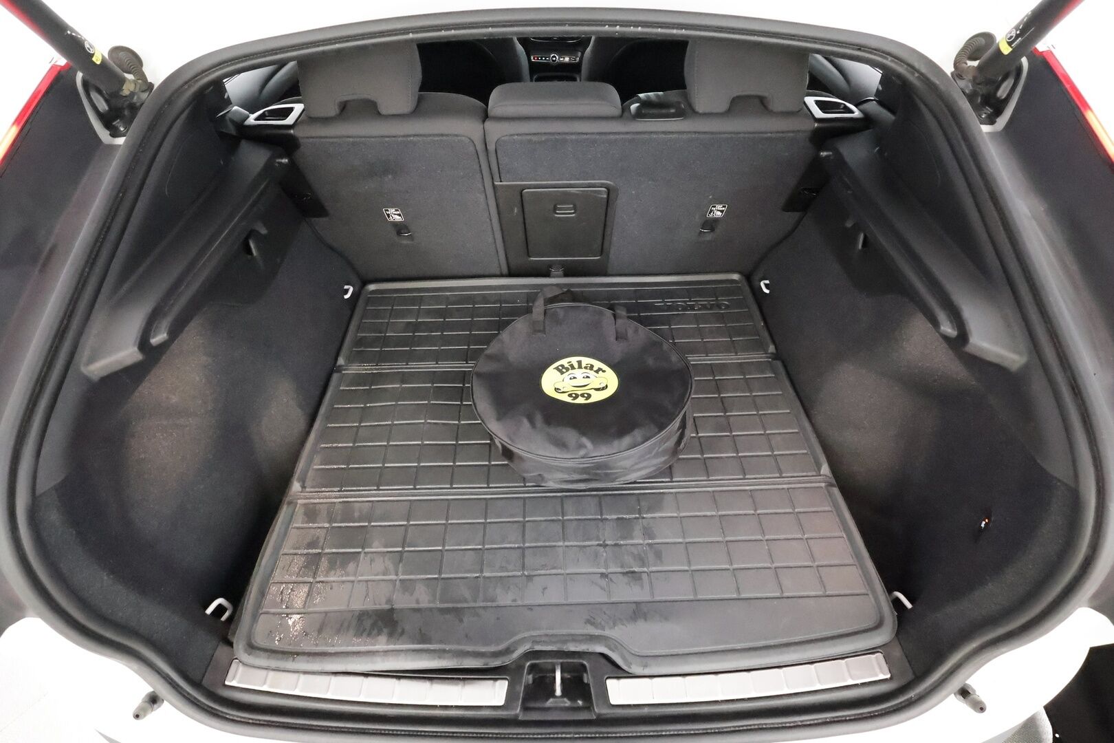 Volvo C40 2024 Recharge Twin Ultimate 82kWh - | ACC | ILP | Koukku | Pixel-LED | Harman/Kardon | Lasikatto | 360° | Muistipenkki | Sporttipenkit sähköllä | BLIS | Pilot Assist | 2x renkaat aluin |