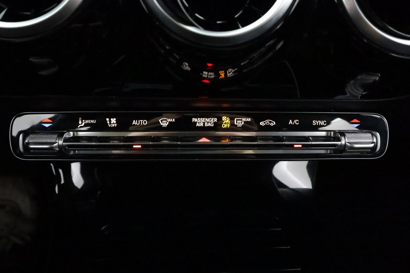 Mercedes-Benz CLA 2022 200 A Shooting Brake Business - | Koukku | Distronic | P.Kamera | Sporttipenkki | LED-HP | Puolinahat | Digimittaristo | Kaistavahti | Navi |