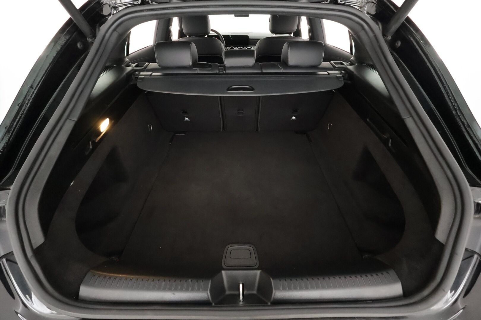 Mercedes-Benz CLA 2022 200 A Shooting Brake Business - | Koukku | Distronic | P.Kamera | Sporttipenkki | LED-HP | Puolinahat | Digimittaristo | Kaistavahti | Navi |
