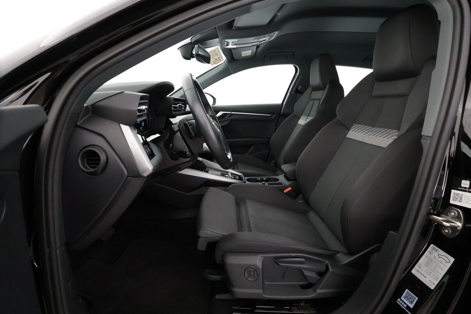 Audi A3 2024 Sportback Progress 30 TFSI 81kW MHEV S tronic - | ACC | Sporttipenkit | Digimittaristo | LED | Kaistavahti | Pre Sense | Apple & Android | Aut. pitkät | P. tutkat | Merkkihuollettu | 