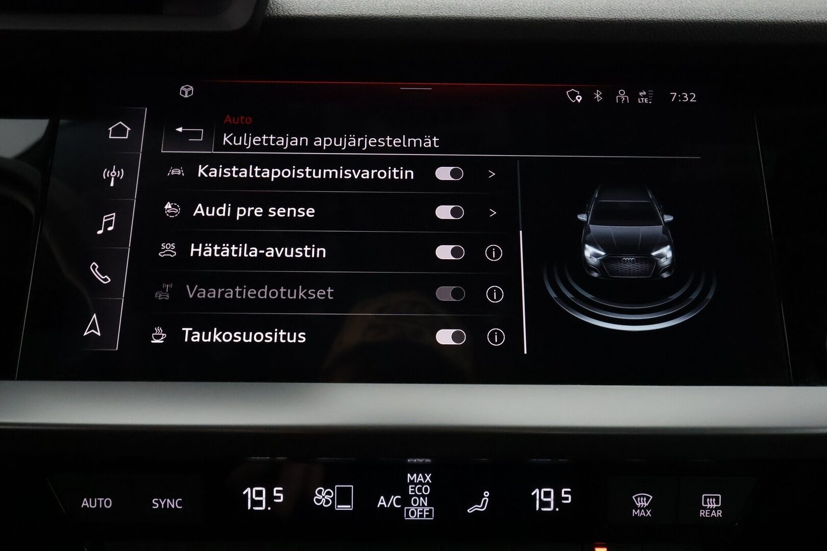 Audi A3 2024 Sportback Progress 30 TFSI 81kW MHEV S tronic - | ACC | Sporttipenkit | Digimittaristo | LED | Kaistavahti | Pre Sense | Apple & Android | Aut. pitkät | P. tutkat | Merkkihuollettu | 