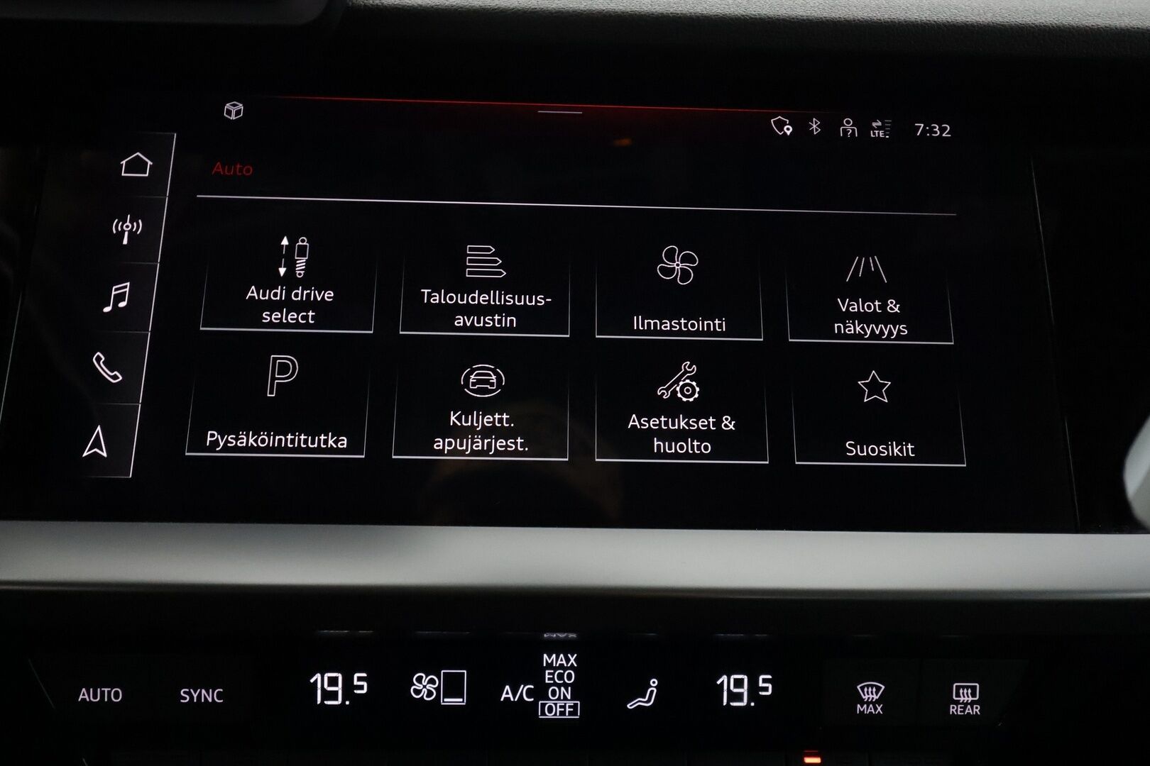 Audi A3 2024 Sportback Progress 30 TFSI 81kW MHEV S tronic - | ACC | Sporttipenkit | Digimittaristo | LED | Kaistavahti | Pre Sense | Apple & Android | Aut. pitkät | P. tutkat | Merkkihuollettu | 