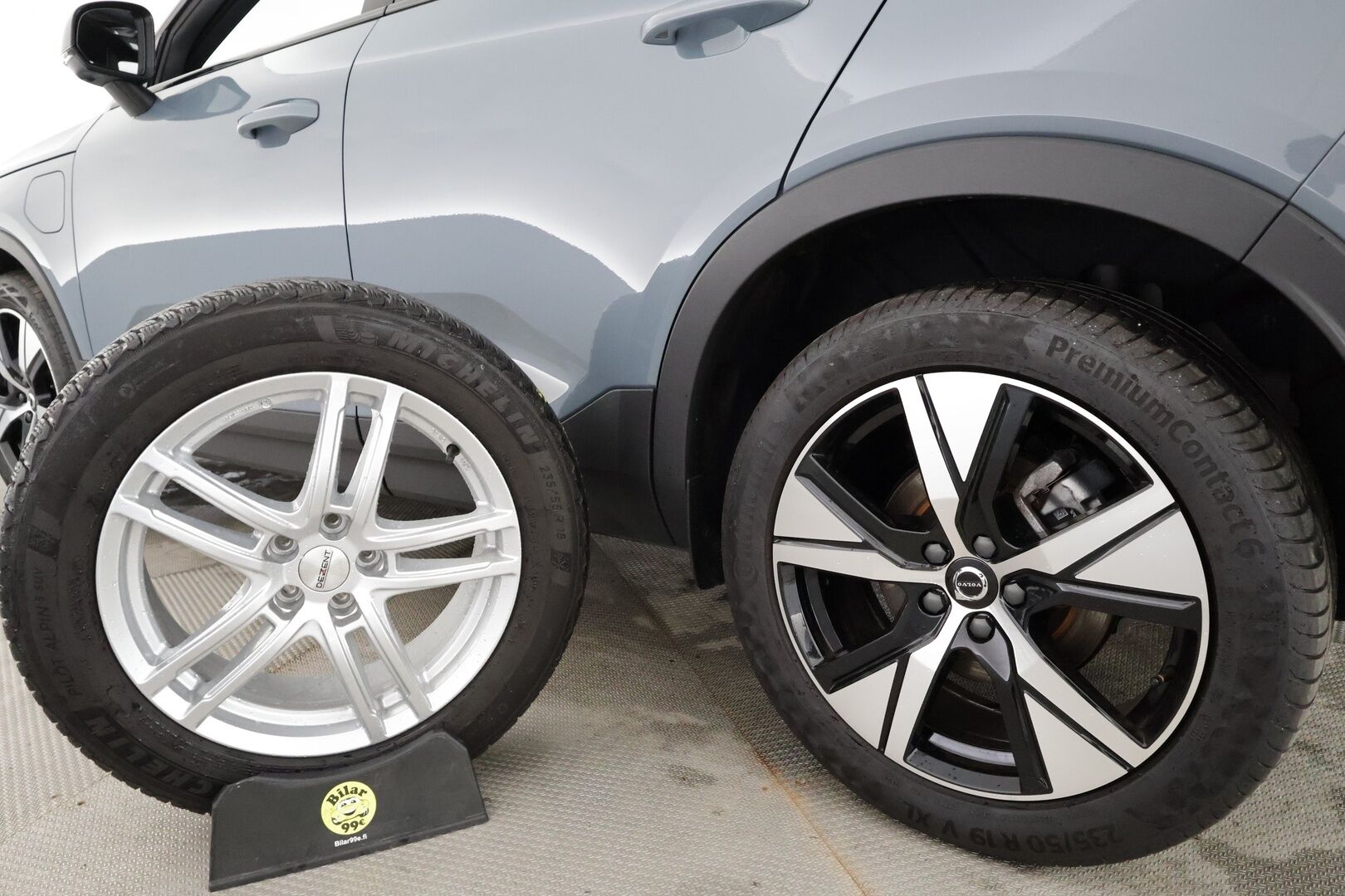 Volvo XC40 2022 T4 TwE Business R-Design aut - | ACC | H&K | Full-LED | Sporttipenkit | 360 | Lisälämmitin | Navi | Kaistavahti | Keyless | Apple&Android | Kahdet renkaat | Merkkihuollot |