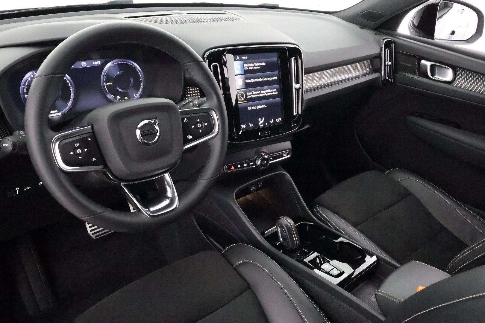 Volvo XC40 2022 T4 TwE Business R-Design aut - | ACC | H&K | Full-LED | Sporttipenkit | 360 | Lisälämmitin | Navi | Kaistavahti | Keyless | Apple&Android | Kahdet renkaat | Merkkihuollot |