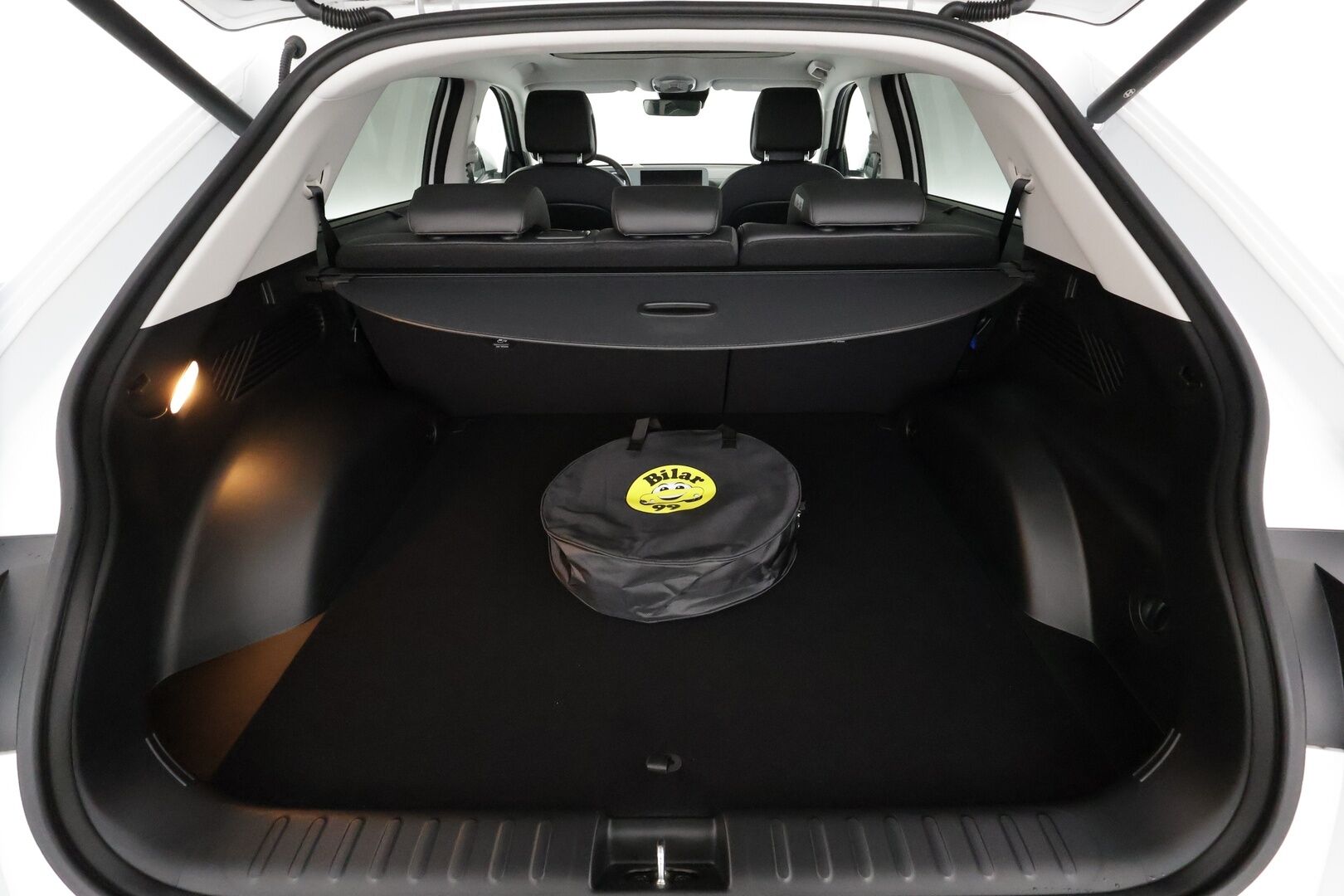 HYUNDAI IONIQ 5 2022 58 kWh AWD Premium - | ACC | ILP | HUD | 360° | Lasikatto | BOSE | Ilm. relax nahat | Muistipenkki | HDA | BSM | V2L | Lämm. ratti | Merkkihuollot | ALV |
