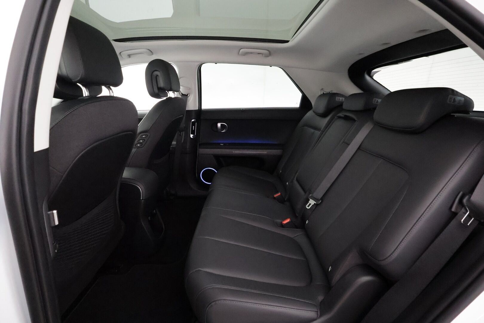 HYUNDAI IONIQ 5 2022 58 kWh AWD Premium - | ACC | ILP | HUD | 360° | Lasikatto | BOSE | Ilm. relax nahat | Muistipenkki | HDA | BSM | V2L | Lämm. ratti | Merkkihuollot | ALV |