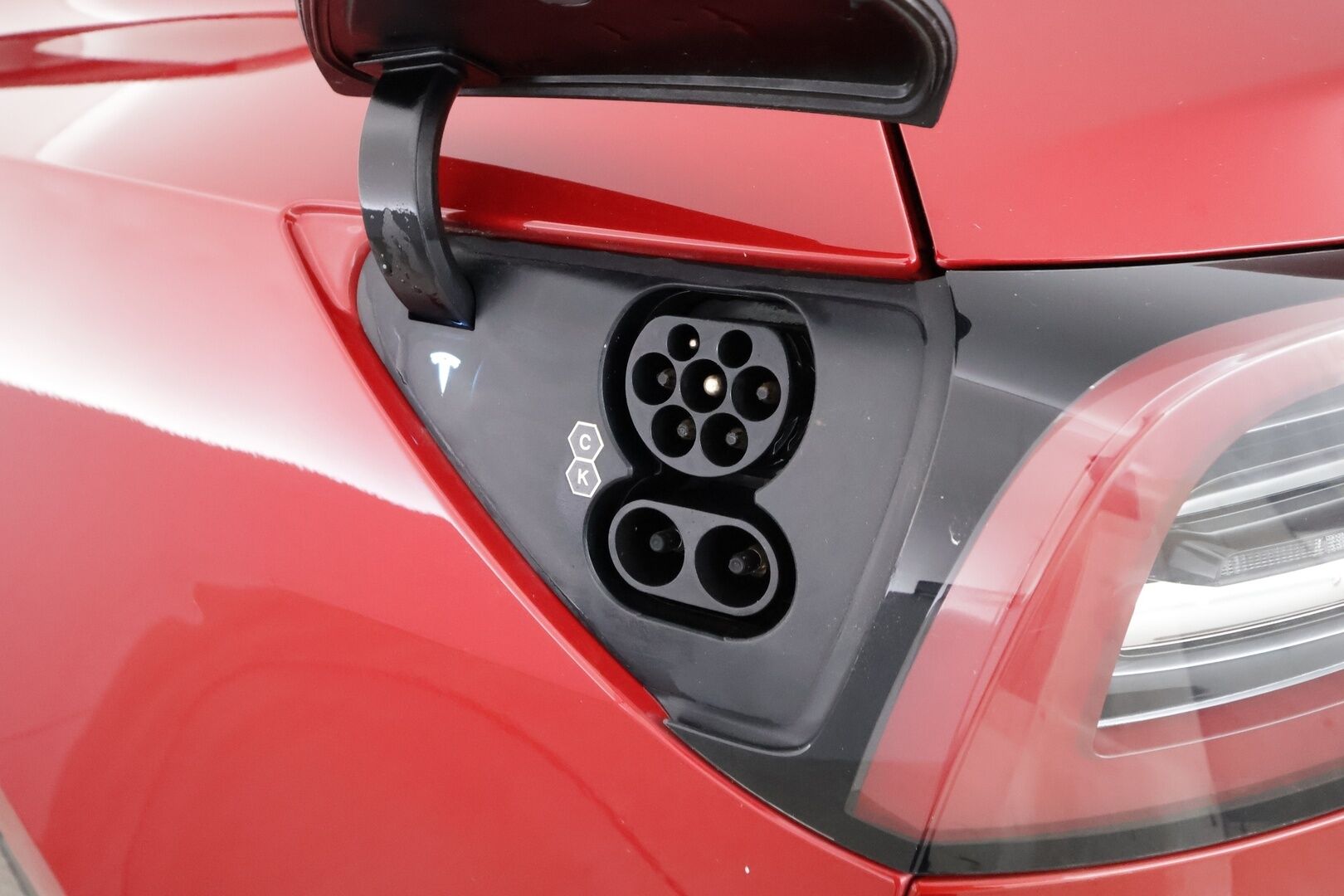 TESLA MODEL 3 2021 Standard Range Plus - | ACC | ILP | EAP | Refresh | Lasikatto | Matrix-LED | Muistipenkki | Sähkönahat | P.kamera | Aidot p.tutkat |  2x renkaat aluin | ALV | 