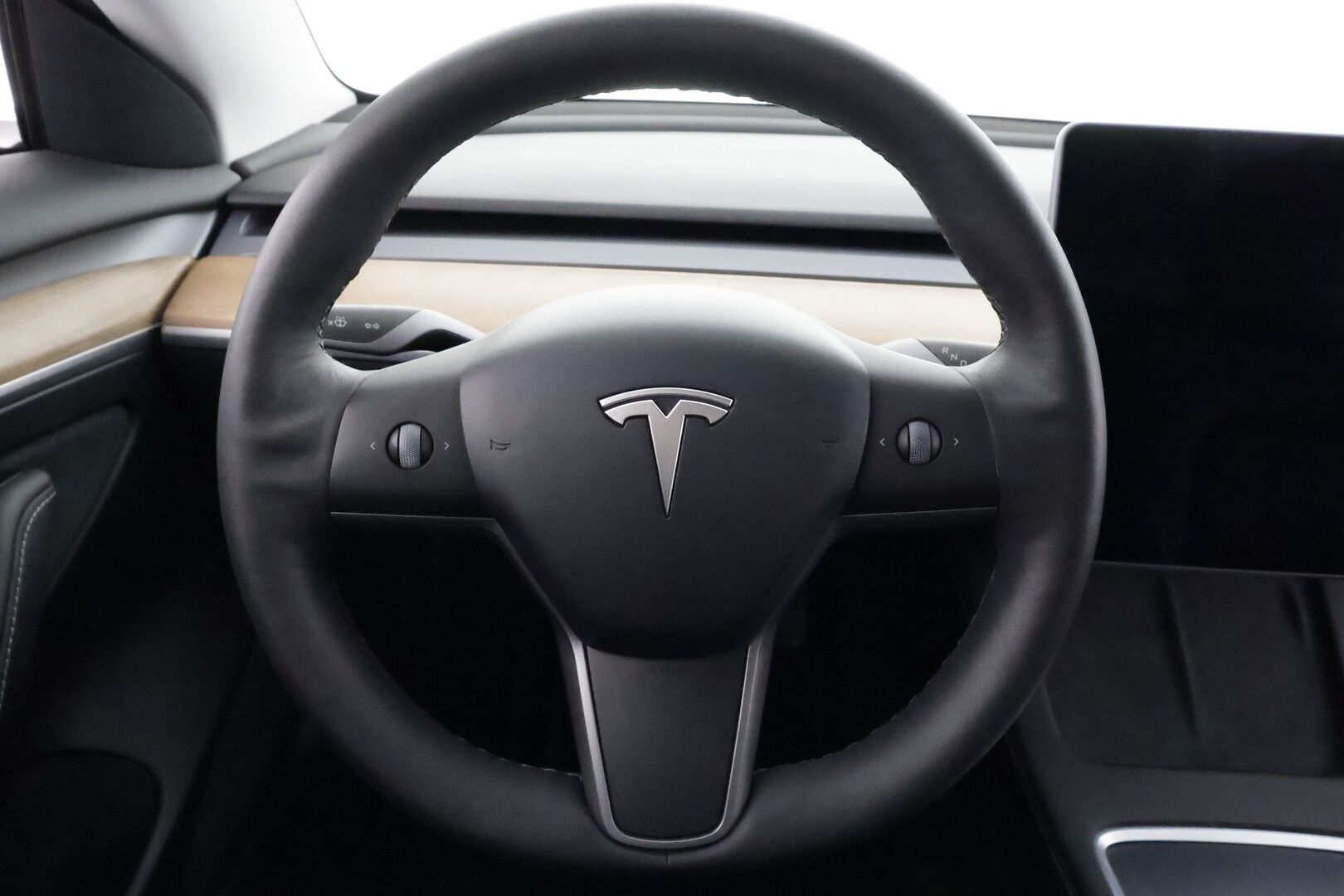 TESLA MODEL 3 2021 Standard Range Plus - | ACC | ILP | EAP | Refresh | Lasikatto | Matrix-LED | Muistipenkki | Sähkönahat | P.kamera | Aidot p.tutkat |  2x renkaat aluin | ALV | 