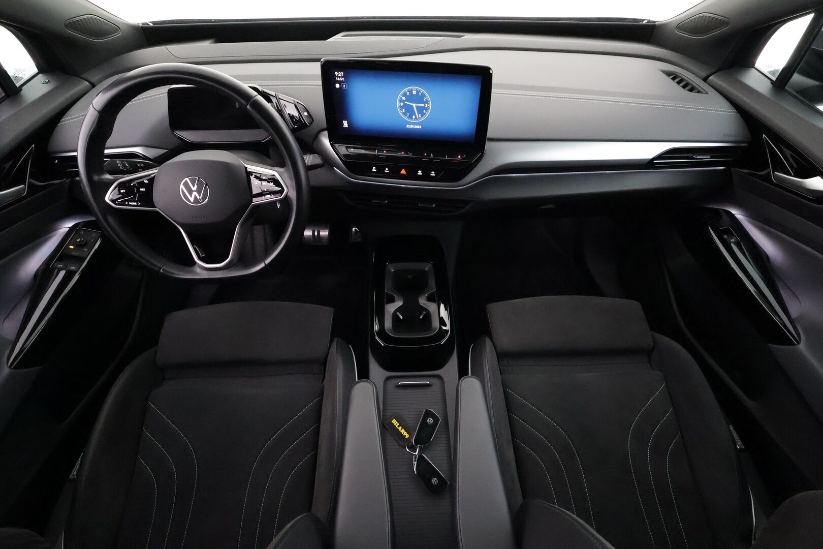 VOLKSWAGEN ID.4 2023 Pro Performance Business 150 kW, akku 77 kWh - | ILP | Koukku | HUD | ACC | Matrix-LED | 360 | Hierovat Sporttipenkit Muistilla | Navi | Kaistavahti | Keyless | 2x Latauskaapelit | Kahdet renkaat | Merkkihuollot |