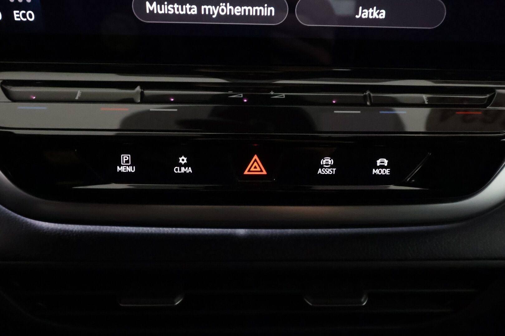 VOLKSWAGEN ID.4 2023 Pro Performance Business 150 kW, akku 77 kWh - | ILP | Koukku | HUD | ACC | Matrix-LED | 360 | Hierovat Sporttipenkit Muistilla | Navi | Kaistavahti | Keyless | 2x Latauskaapelit | Kahdet renkaat | Merkkihuollot |