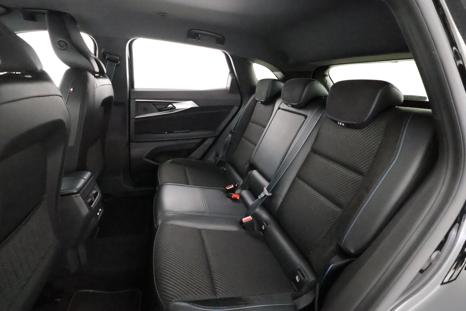 RENAULT AUSTRAL 2023 E-Tech full hybrid 200 techno esprit Alpine - | Adapt. LED | Digimittaristo | P.kamera ja tutkat | Lane Assist | Navi | Ambient light | Apple & Android | Vakkari | Alcantara-kangas | 