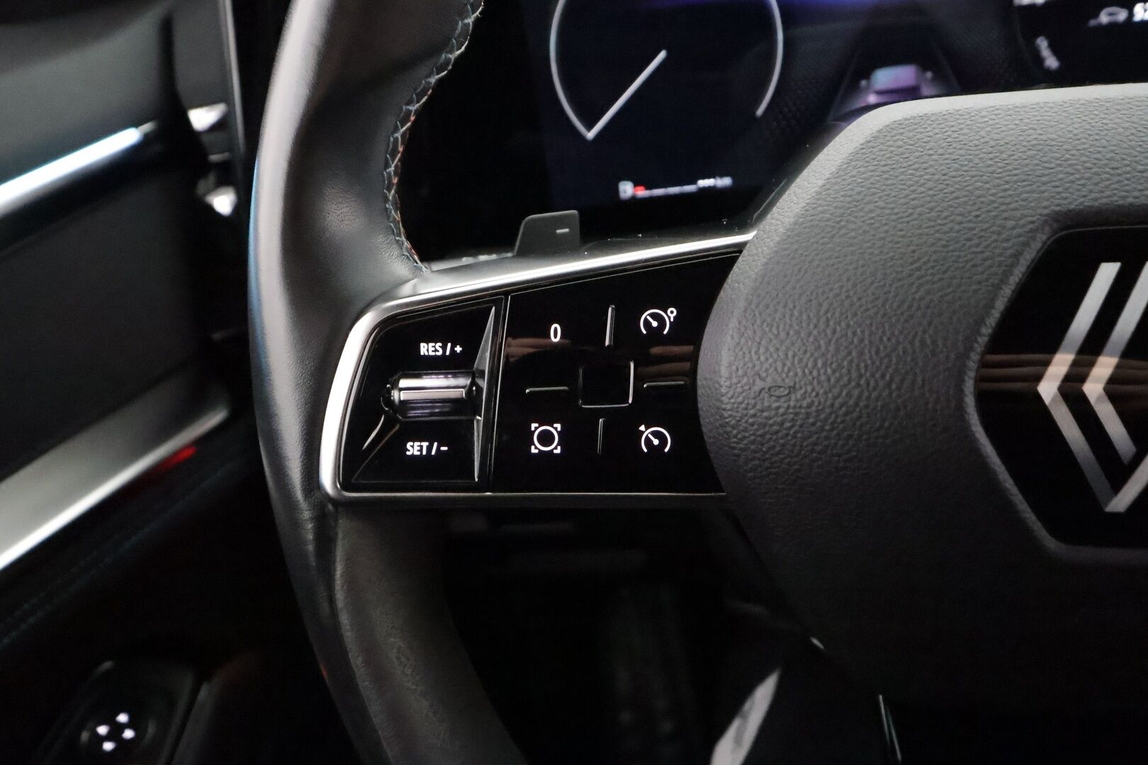 RENAULT AUSTRAL 2023 E-Tech full hybrid 200 techno esprit Alpine - | Adapt. LED | Digimittaristo | P.kamera ja tutkat | Lane Assist | Navi | Ambient light | Apple & Android | Vakkari | Alcantara-kangas | 