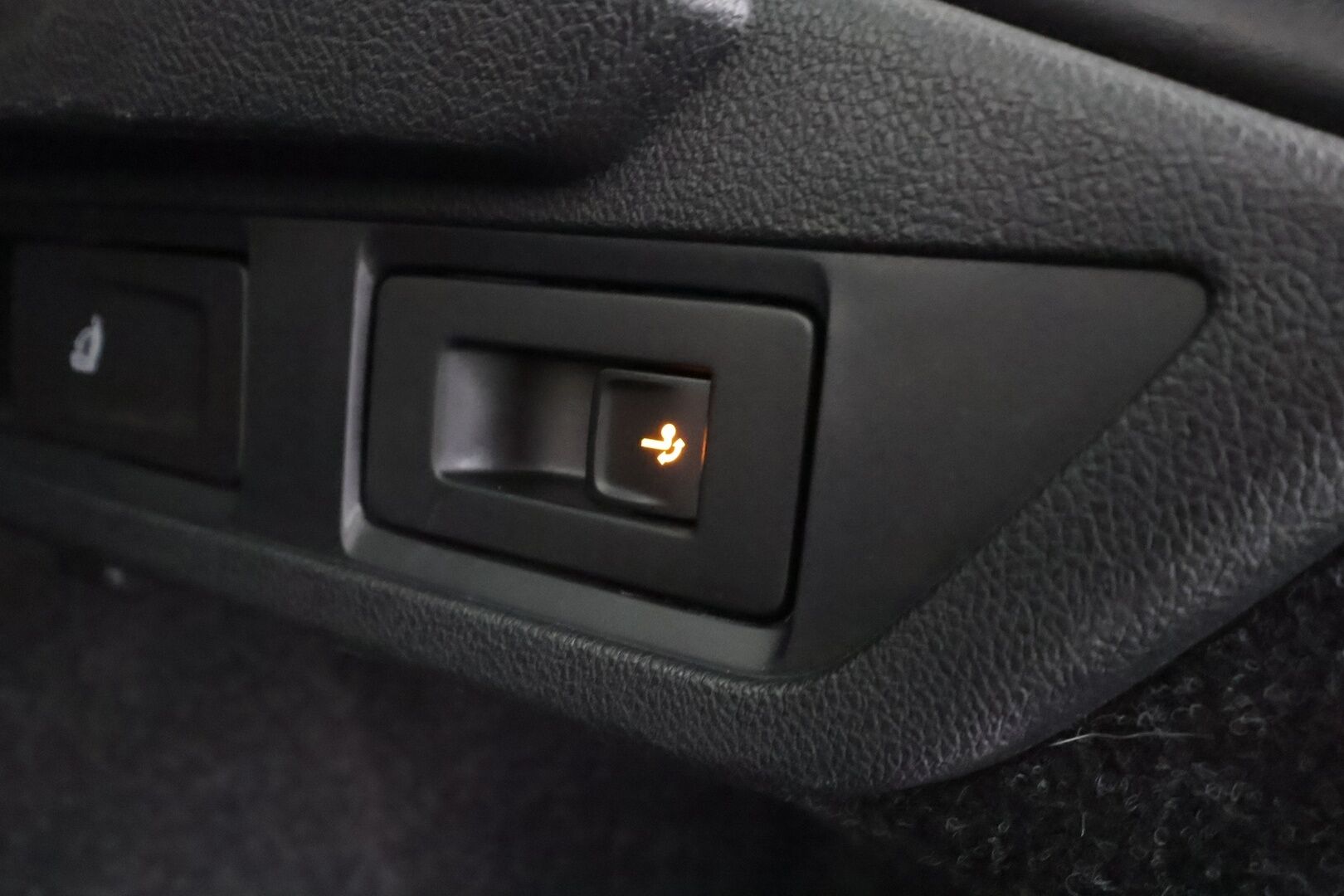 Skoda Octavia 2024 1,4 TSI PHEV RS Ambition iV DSG Autom. - | Webasto | Koukku | ACC | Matrix-LED | P.Kamera | HUD | Kaistavahti | Navi | Keyless | Merkkihuollot | 2x Latauskaapelit |