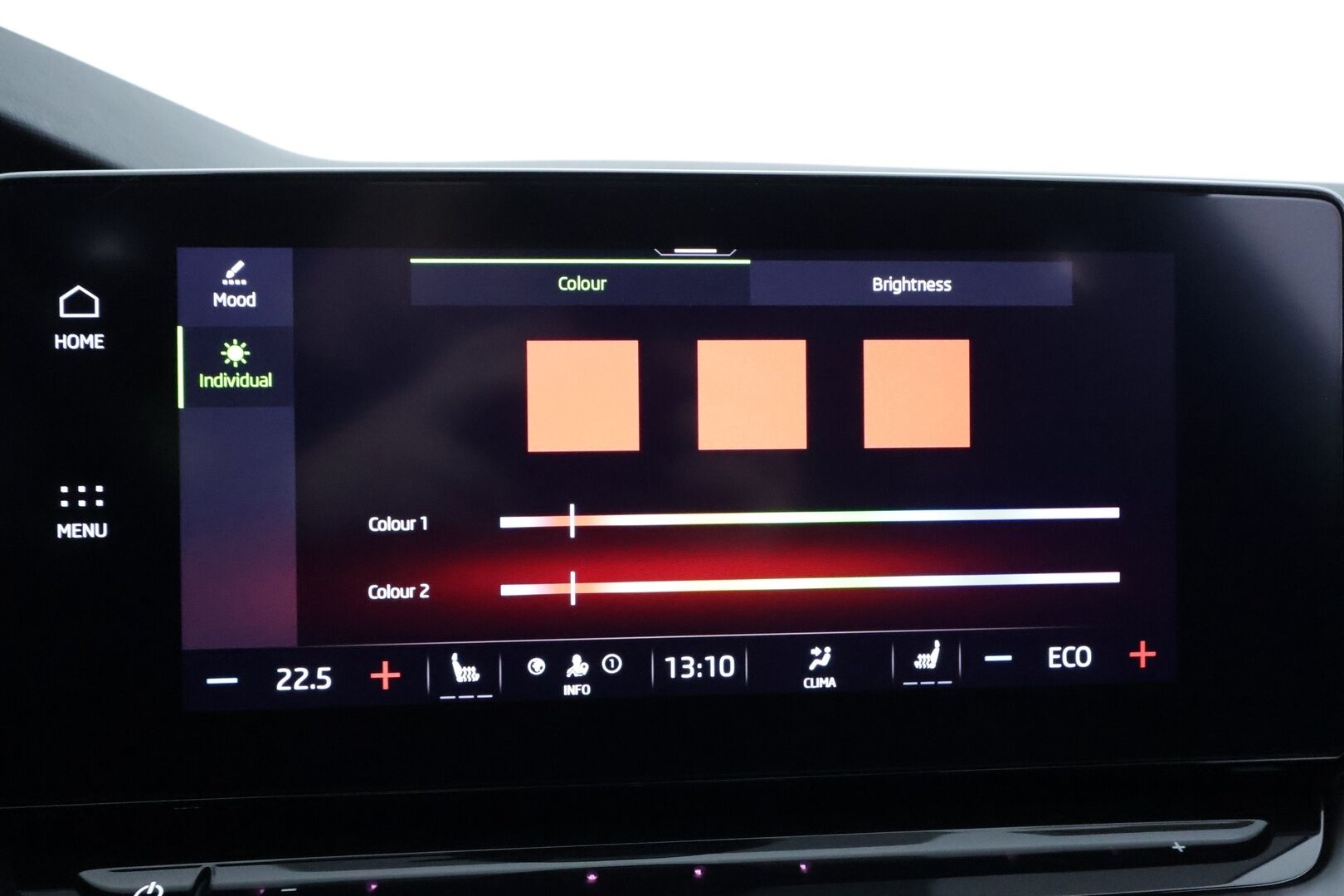 Skoda Octavia 2024 1,4 TSI PHEV RS Ambition iV DSG Autom. - | Webasto | Koukku | ACC | Matrix-LED | P.Kamera | HUD | Kaistavahti | Navi | Keyless | Merkkihuollot | 2x Latauskaapelit |