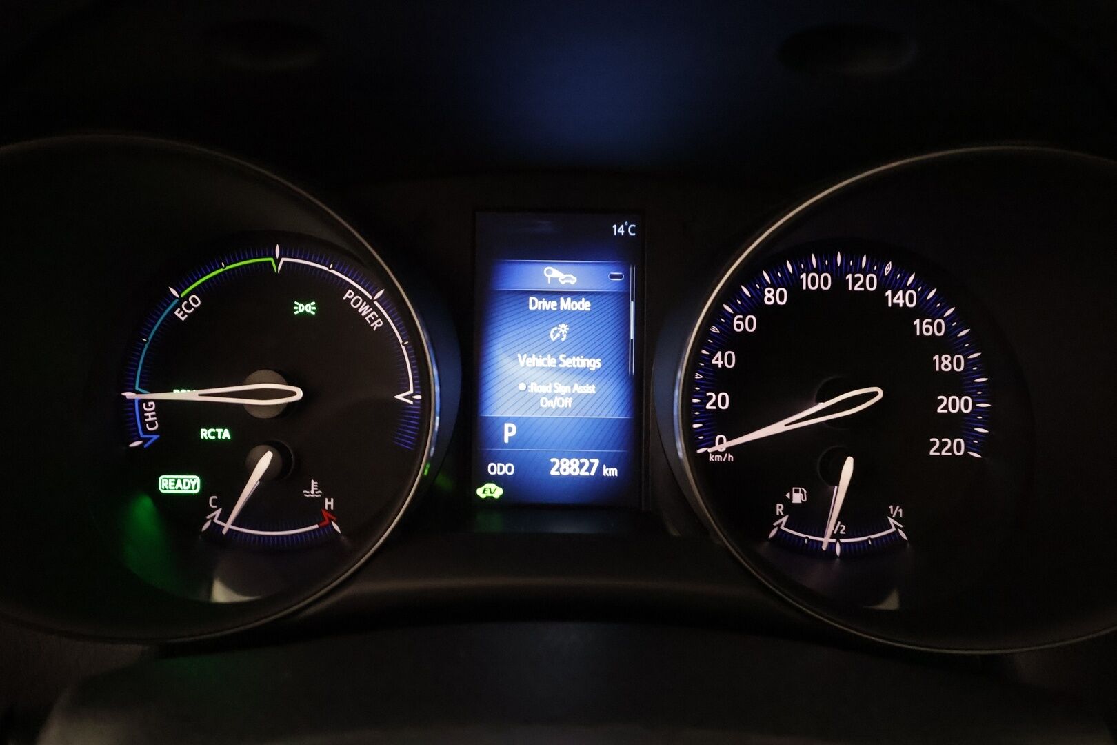 TOYOTA C-HR 2019 1.8 Hybrid Style - | ACC | LED | P.Kamera | Kaistavahti | Katveavustin | Keyless | Bluetooth | Ratinlämmitys |