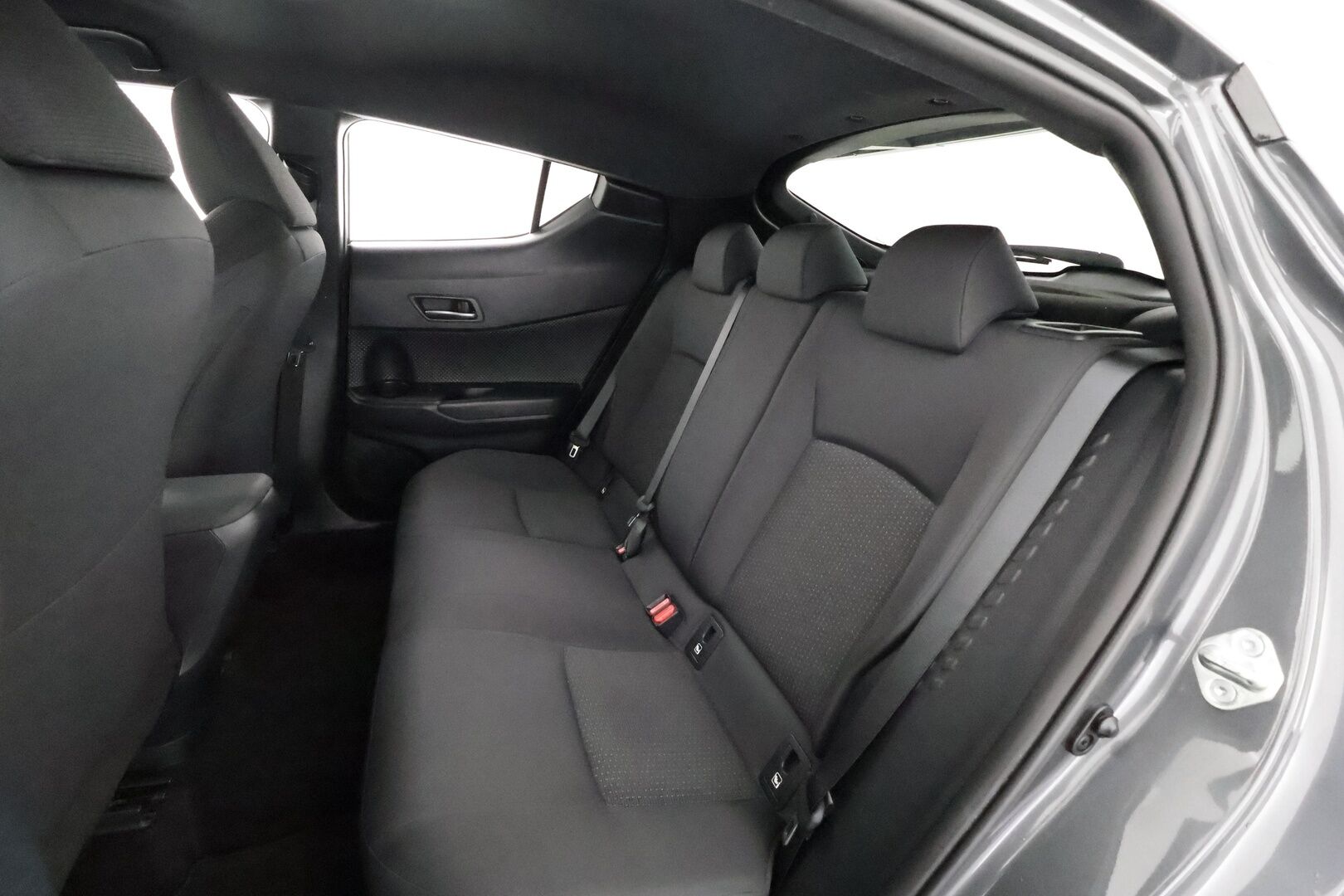 TOYOTA C-HR 2019 1.8 Hybrid Style - | ACC | LED | P.Kamera | Kaistavahti | Katveavustin | Keyless | Bluetooth | Ratinlämmitys |