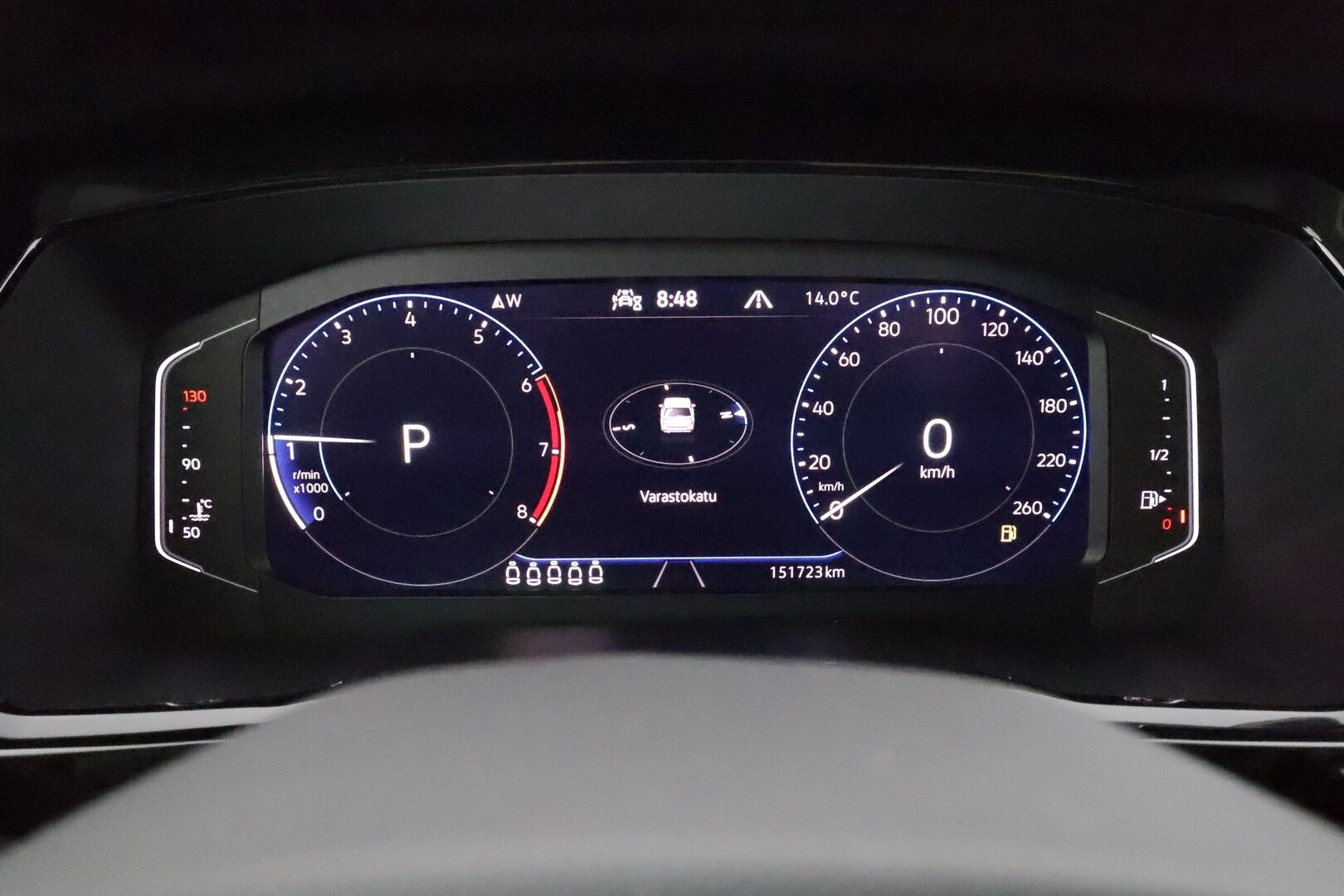 VOLKSWAGEN TOURAN 2023 1,5 TSI EVO 110 kW DSG-automaatti 7-P - | Koukku | ACC | Matrix-LED | P.Kamera | Hierovat Sporttipenkit | Navi | Kaistavahti | Keyless | Digimittaristo | Apple&Android | Merkkihuollot | Kahdet renkaat |