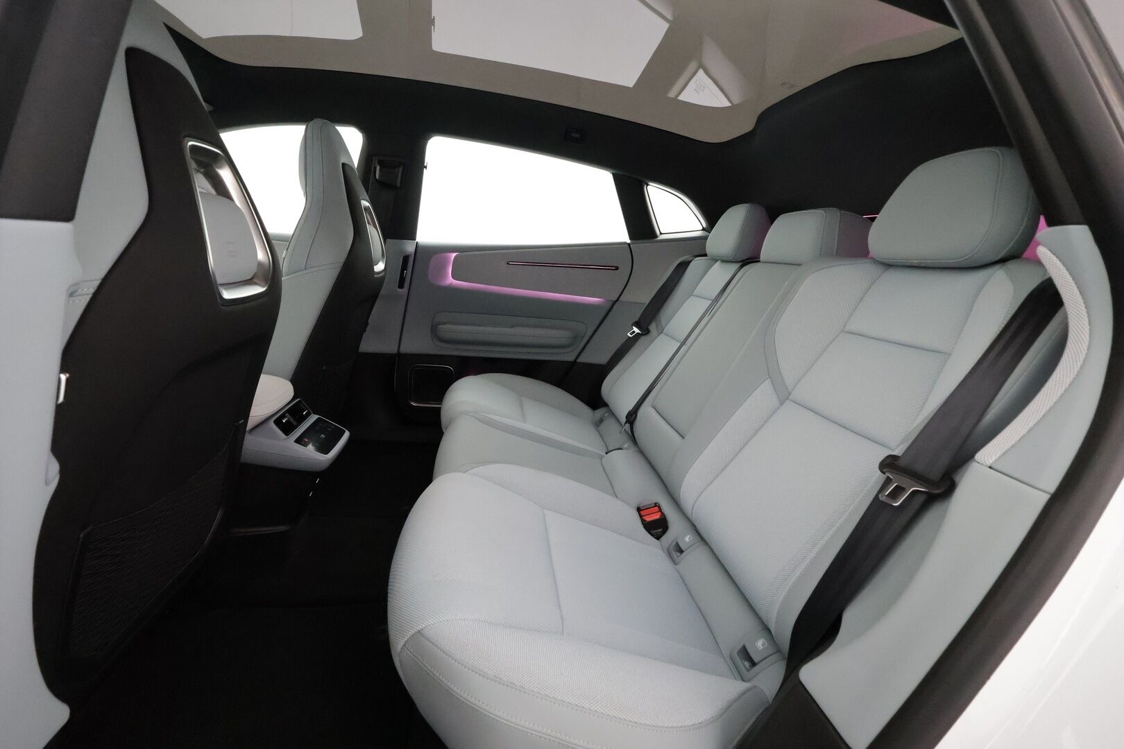 POLESTAR 4 2025 Long Range Dual Motor 400kW - | ILP | Lasikatto | ACC | H&K | HUD | 360 | Sporttipenkki Muistilla | Navi | Kaistavahti | Katveavustin | Keyless | Pilot&Plus | Merkkihuollettu |