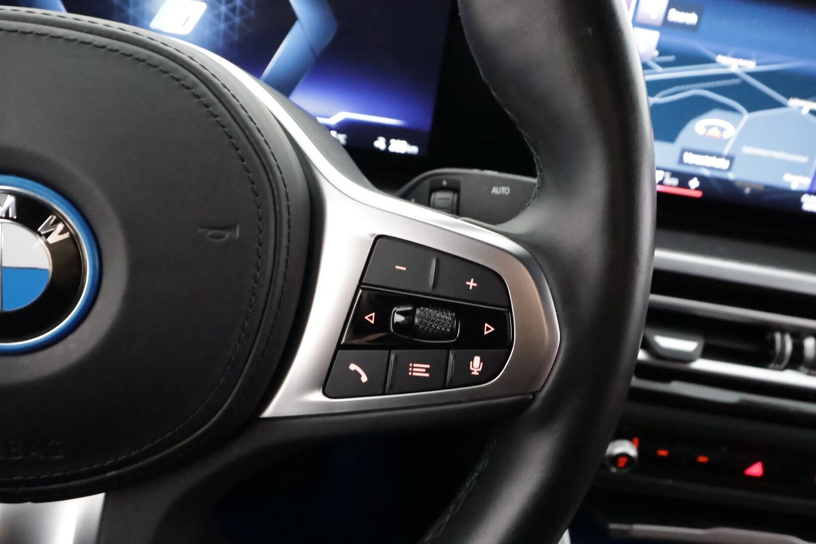BMW I4 2023 eDrive40 M-Sport - | ACC | Lisälämmitin | HUD | Laser Light | Muistipenkki | Widescreen | Hifit | P.Kamera | Merkkihuollettu |