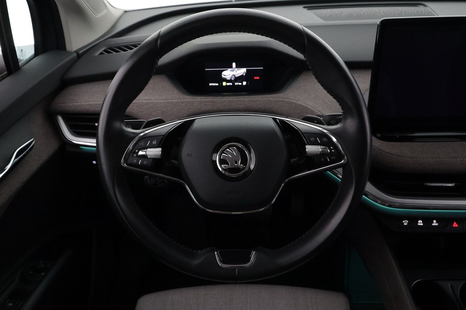 Skoda Enyaq 2021 60 Launch Edition iV - | ACC | ILP | Koukku | Matrix-LED | P.Kamera | Ratinlämmitys | Muistipenkki | Merkkihuollettu | Koti&Kauppalaturi |