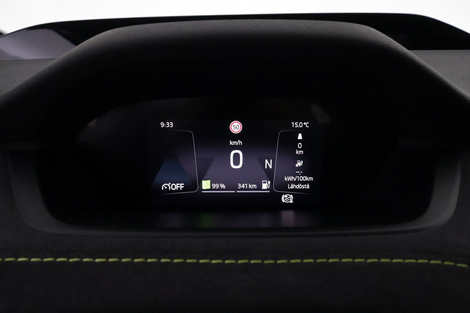 Skoda Enyaq 2023 Coupe 80x 4x4 iV - | ILP | Koukku | ACC | Lasikatto | Matrix-LED | HUD | Canton | P.Kamera | Crystal Mask | Muistipenkit | Navi | Kaistavahti | Keyless | Merkkihuollot | 