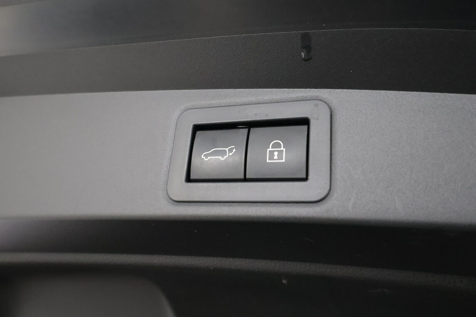 TOYOTA COROLLA 2022 Touring Sports 2,0 Hybrid GR SPORT - | ACC | JBL | P.kamera | HUD | LED | Kaistavahti | Navi | Keyless | Katveavustin | Digimittaristo | Apple&Android | Kahdet renkaat | Merkkihuollot |