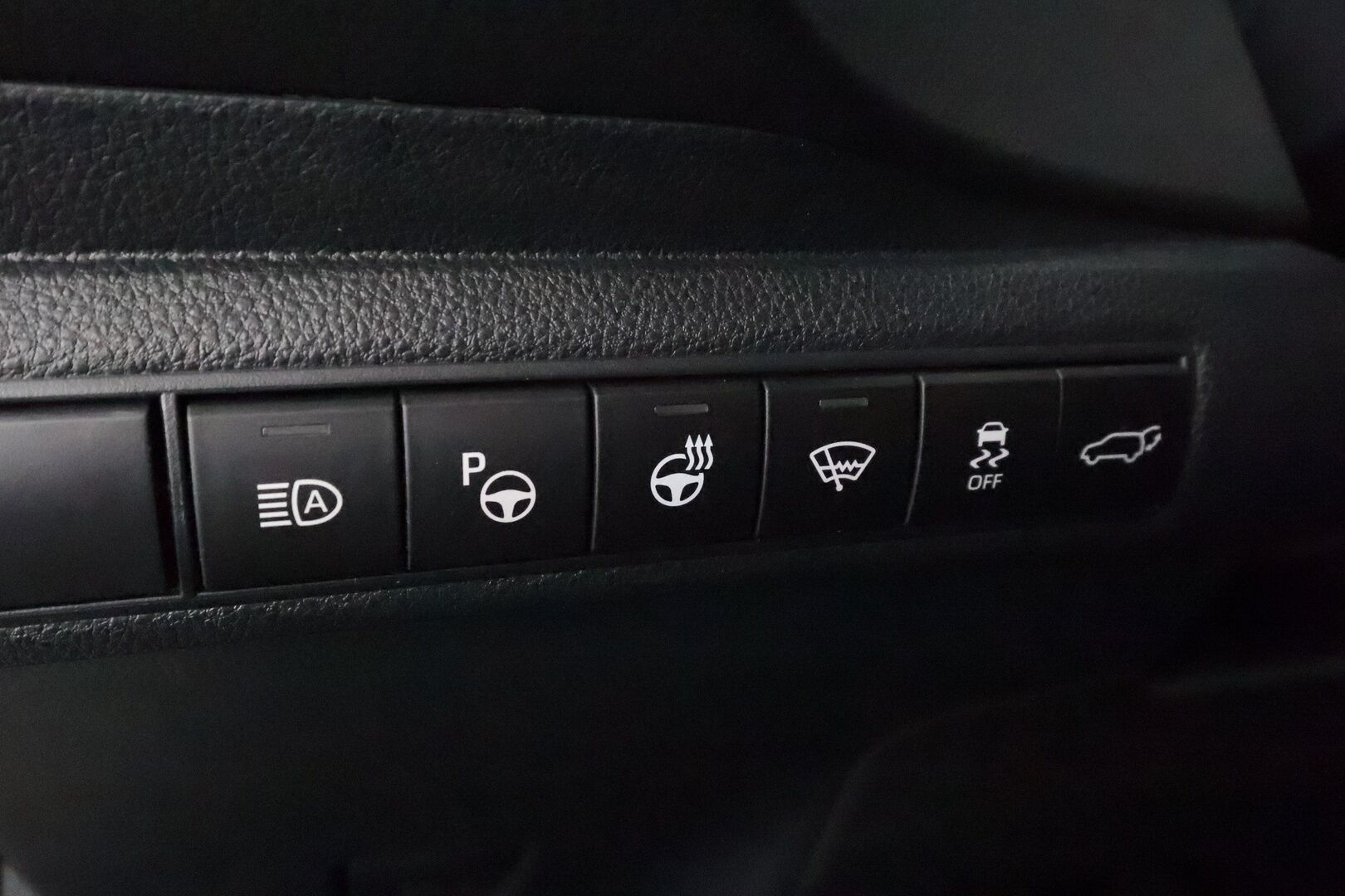 TOYOTA COROLLA 2022 Touring Sports 2,0 Hybrid GR SPORT - | ACC | JBL | P.kamera | HUD | LED | Kaistavahti | Navi | Keyless | Katveavustin | Digimittaristo | Apple&Android | Kahdet renkaat | Merkkihuollot |