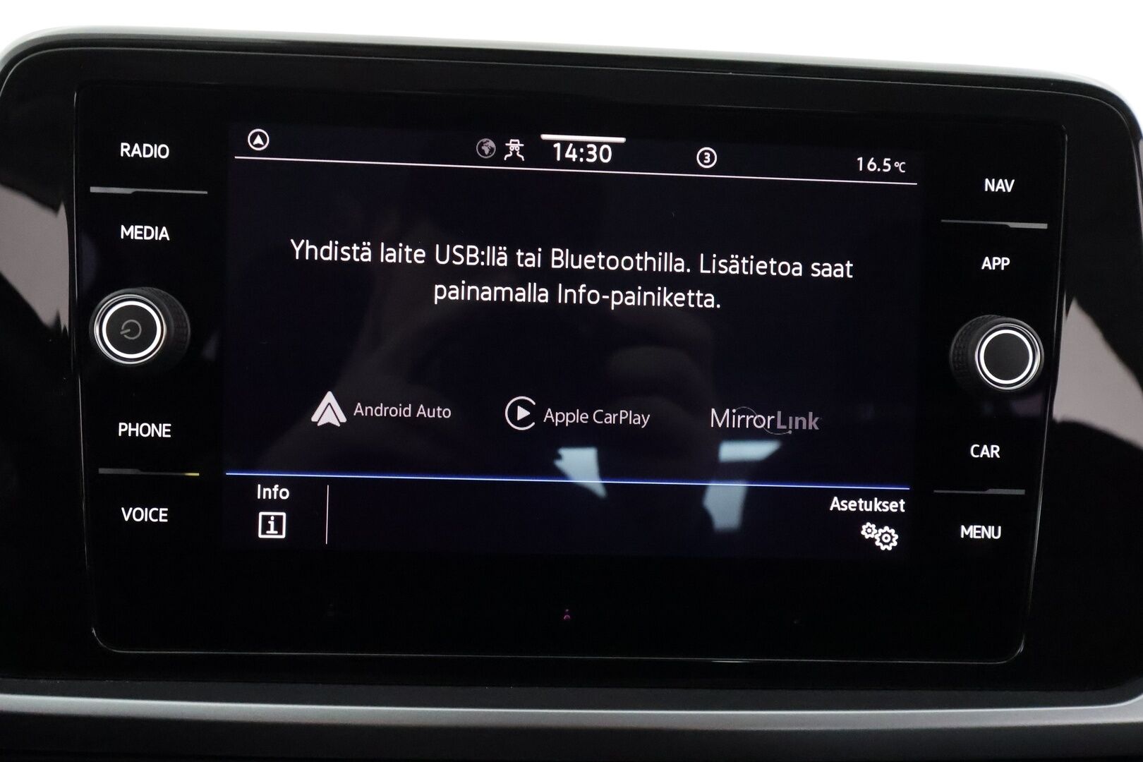 Volkswagen T-Roc 2023 Comfort Business 1,5 TSI EVO 110 kW DSG - | ACC | Facelift | P.kamera ja tutkat | LED | Lämm. ratti | App Connect | Lane Assist | Front Assist | Aut. pitkät | Merkkihuollot | 