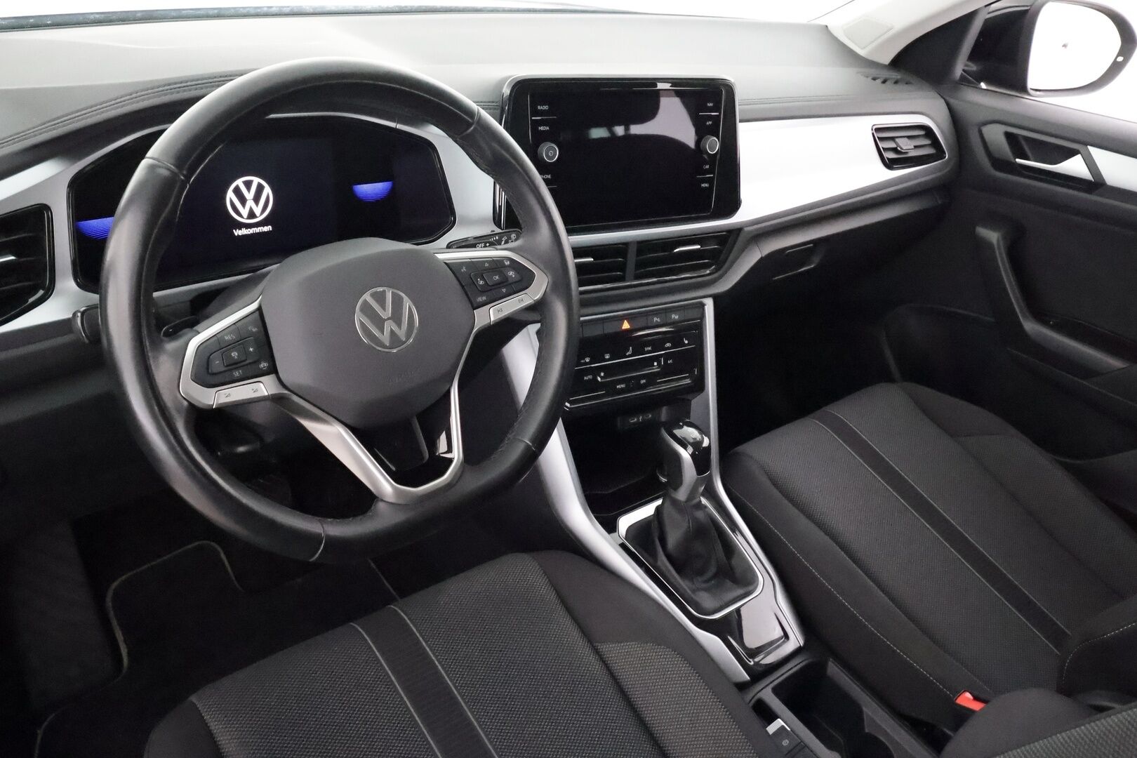 Volkswagen T-Roc 2023 Comfort Business 1,5 TSI EVO 110 kW DSG - | ACC | Facelift | P.kamera ja tutkat | LED | Lämm. ratti | App Connect | Lane Assist | Front Assist | Aut. pitkät | Merkkihuollot | 
