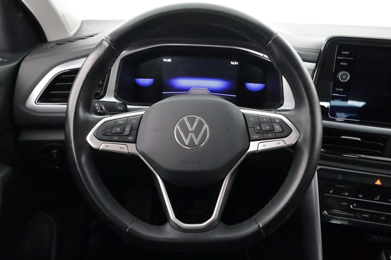 Volkswagen T-Roc 2023 Comfort Business 1,5 TSI EVO 110 kW DSG - | ACC | Facelift | P.kamera ja tutkat | LED | Lämm. ratti | App Connect | Lane Assist | Front Assist | Aut. pitkät | Merkkihuollot | 