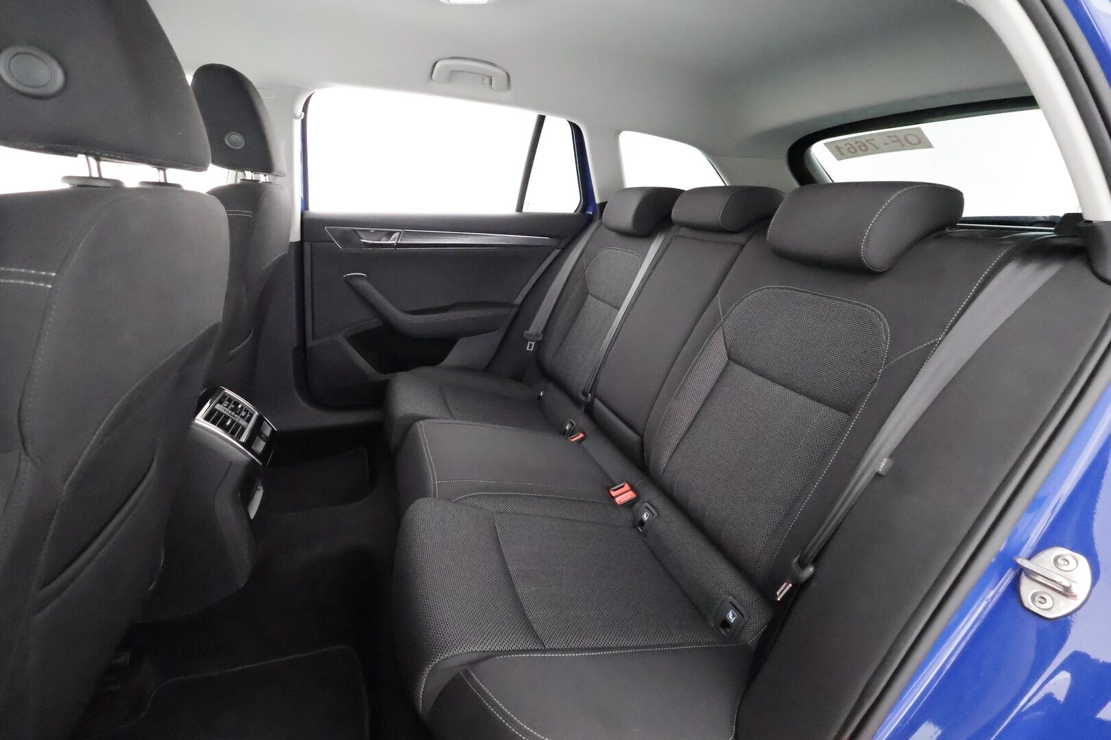 Skoda Superb 2024 Combi 1,5 TSI ACT Active - | Koukku | ACC | LED | P.Tutkat | Muistipenkki | Keyless | Facelift | Digimittaristo | Merkkihuollot |