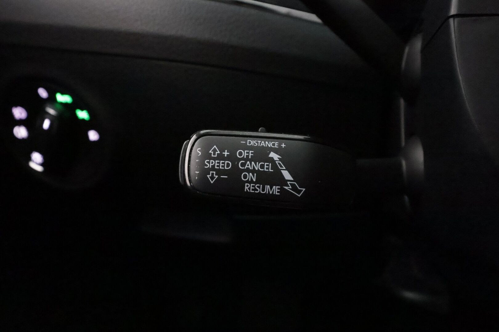 Skoda Superb 2024 Combi 1,5 TSI ACT Active - | Koukku | ACC | LED | P.Tutkat | Muistipenkki | Keyless | Facelift | Digimittaristo | Merkkihuollot |