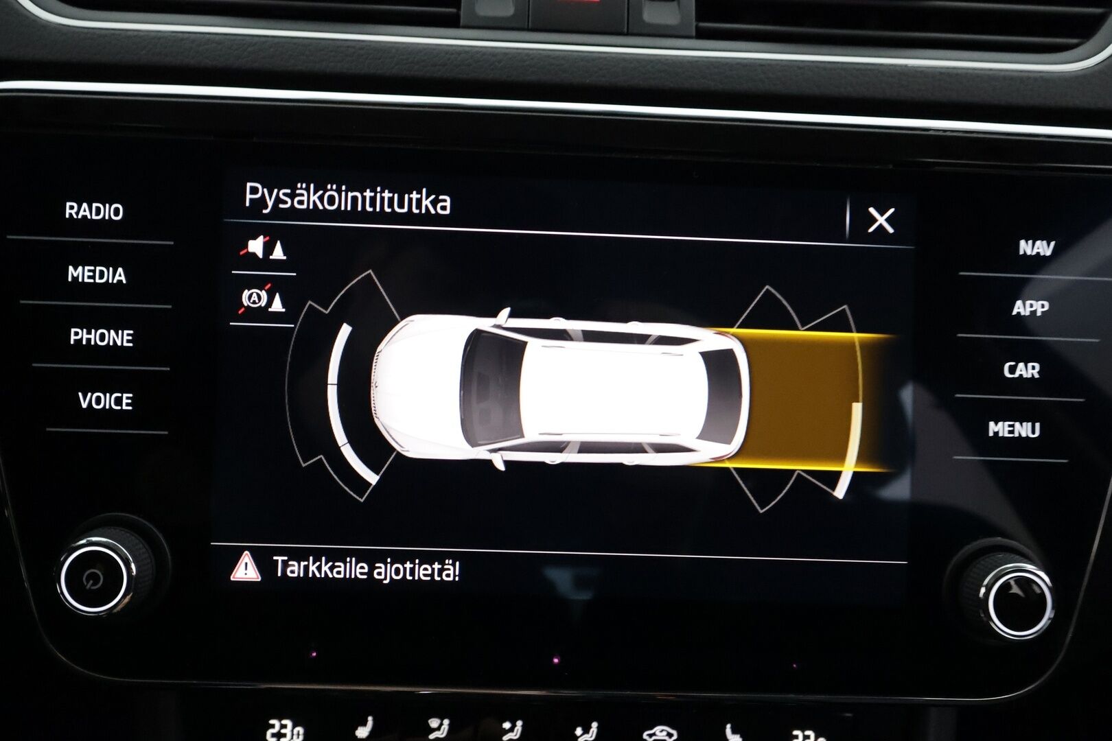 Skoda Superb 2024 Combi 1,5 TSI ACT Active - | Koukku | ACC | LED | P.Tutkat | Muistipenkki | Keyless | Facelift | Digimittaristo | Merkkihuollot |