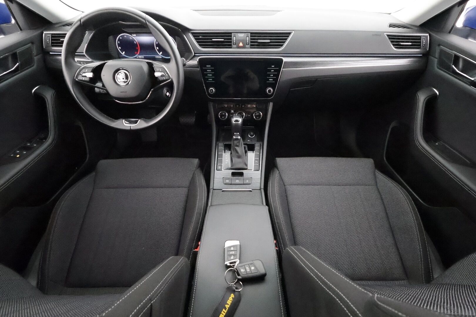 Skoda Superb 2024 Combi 1,5 TSI ACT Active - | Koukku | ACC | LED | P.Tutkat | Muistipenkki | Keyless | Facelift | Digimittaristo | Merkkihuollot |