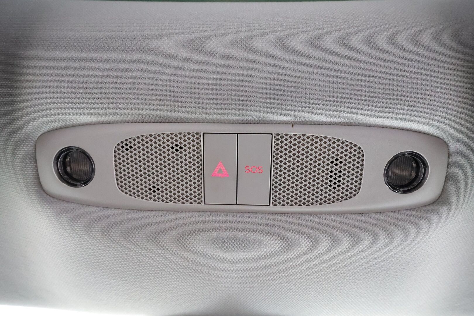 Tesla Model 3 2020 Long Range - | Koukku | LED | P.Kamera | Lasikatto | ACC | Muistipenkki | Premium Audio | Navi | Kaistavahti | Keyless | - KORKO VAIN 3,99 %