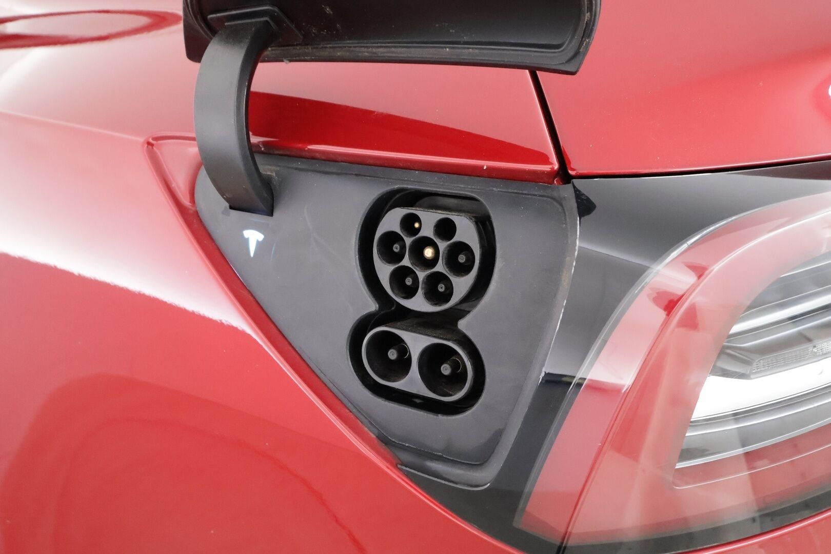 Tesla Model 3 2020 Long Range - | Koukku | LED | P.Kamera | Lasikatto | ACC | Muistipenkki | Premium Audio | Navi | Kaistavahti | Keyless | 