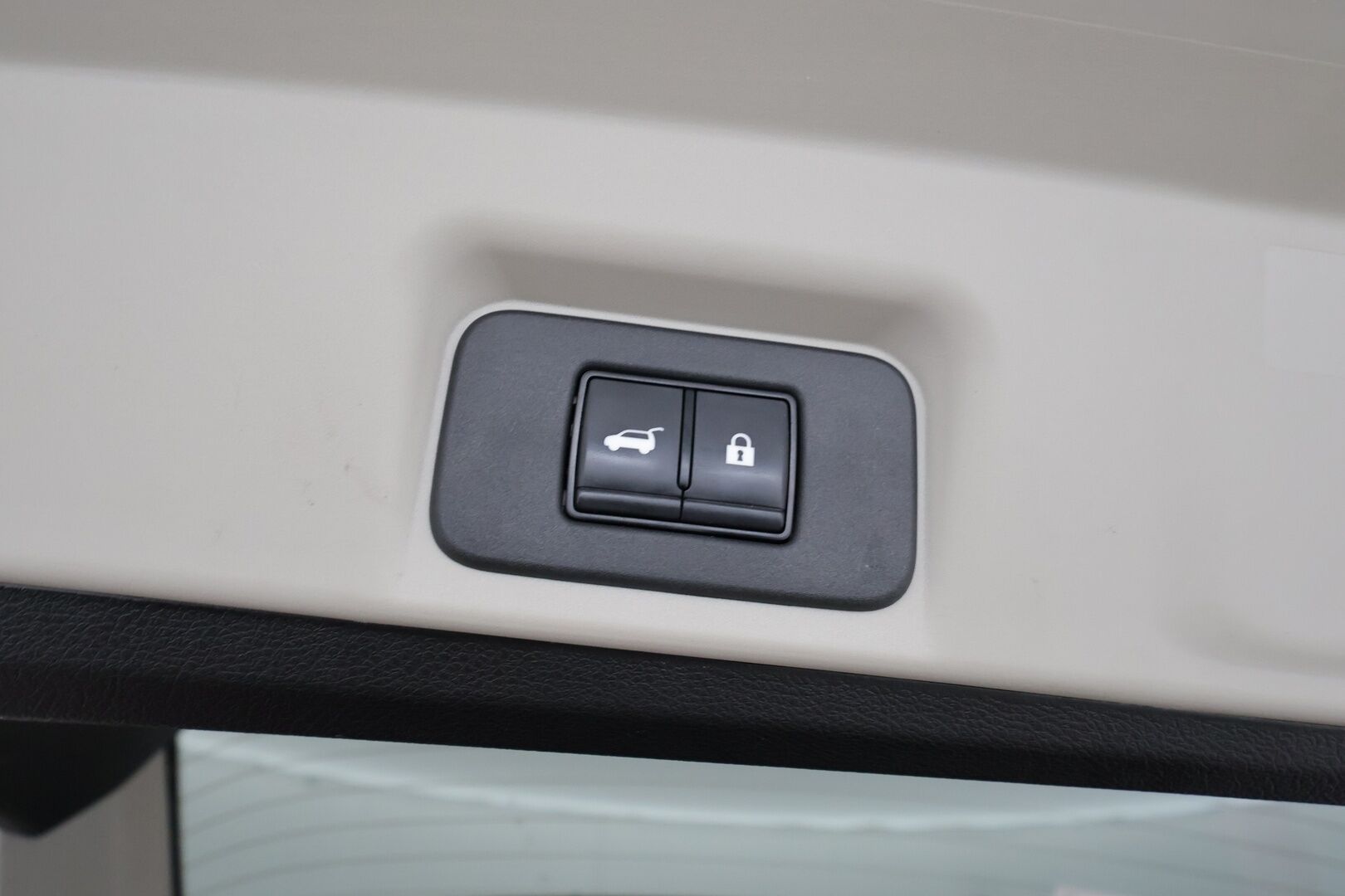 NISSAN ARIYA 2023 63kWh Advance 2WD 22kw charger - | ACC | ILP | 360° | Sähköpenkit | Osanahat | Keyless | Lämm. ratti ja tuulilasi | Lane Centering | BSM | RCTA | Navi | Digimittaristo | Sähk. takaluukku |