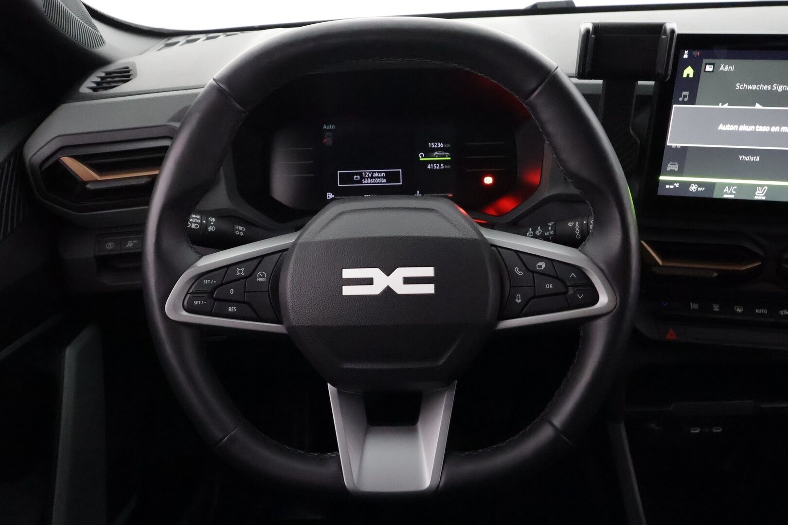 DACIA DUSTER 2024 TCe 130 4x4 Extreme - | Vakkari | Koukku | Digimittaristo | P.Kamera | LED | Puolinahat | Apple&Android |